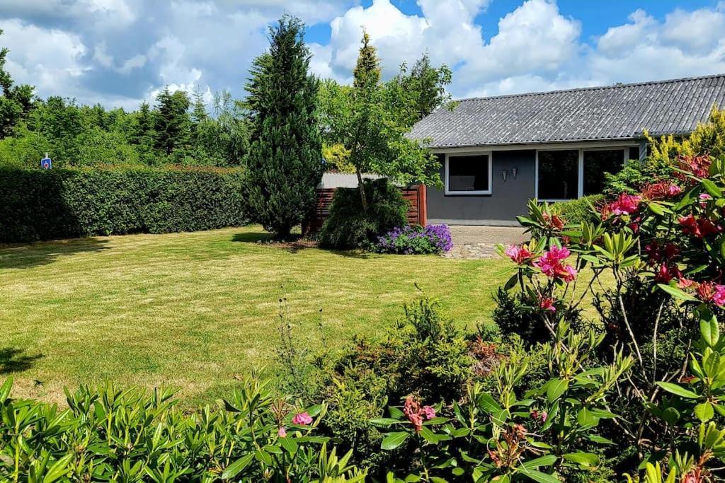 ビルン Thuya Rica Houseヴィラ エクステリア 写真